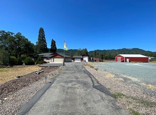 5450 Hugo Rd, Grants Pass, OR 97526