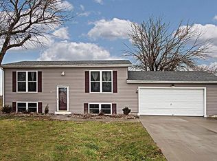 1208 Mary Irene Rd, New Baden, IL 62265