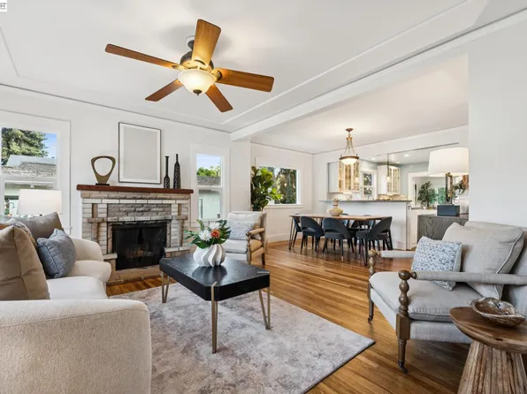 10907 Julius St, Oakland, CA 94605