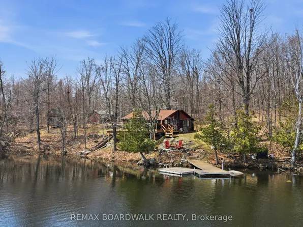 5039 Bula Ln, Tay Valley, ON K7H 3C5