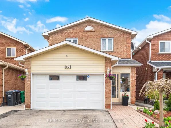 17 Metzak Dr, Brampton, ON L6Z 4N3
