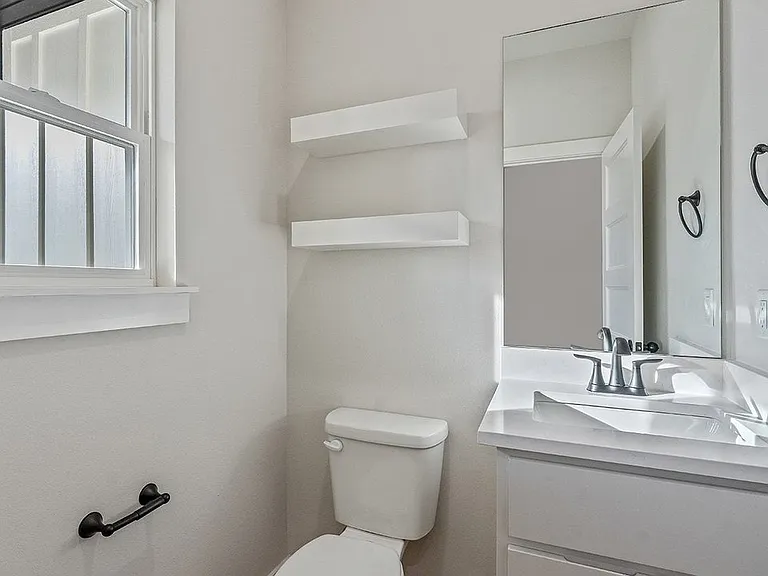 1713 Cuppett Cir — Photo 4