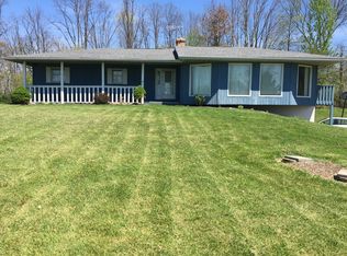 40 Ginder Rd NE, Lancaster, OH 43130