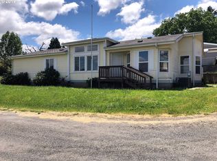 363 Hayhurst Rd, Yoncalla, OR 97499