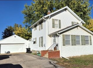 815 14th Ave N, Estherville, IA 51334