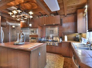 6386 Nichols Rd, Flowery Branch, GA 30542