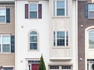 646 Shore Forest Dr, Glen Burnie, MD 21060