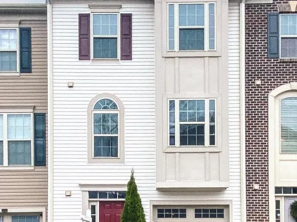 646 Shore Forest Dr, Glen Burnie, MD 21060