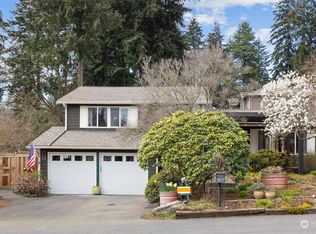 19519 30th Ave NE, Shoreline, WA