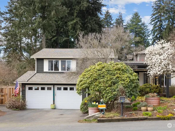 19519 30th Avenue NE, Shoreline, WA 98155