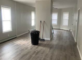 196 Collette St #3, New Bedford, MA 02746