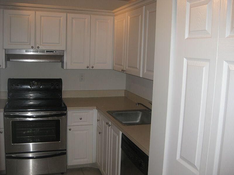 1st image of 721 N Pine Island Road #116