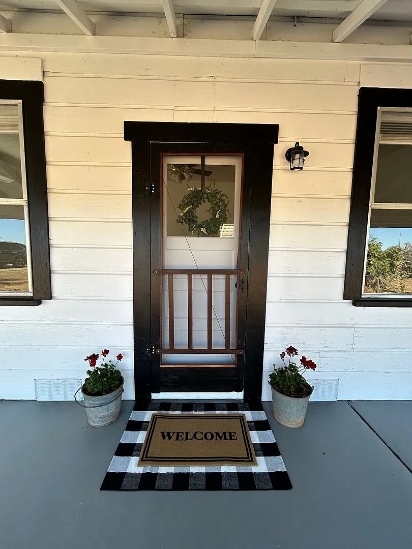 Charming Country Home - 2 bedroom 1 bath — Photo 2
