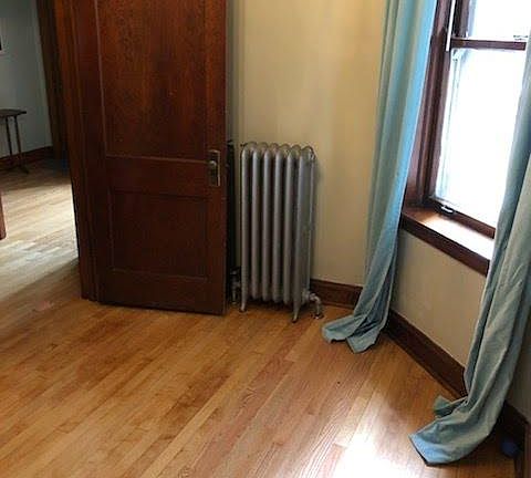 4th image of 3638 S Hoyne Ave Suite 1