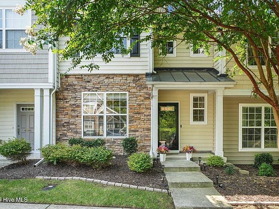 2nd image of 369 Red Elm Drive