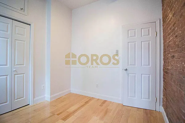 Rented by City Connections Realty | media 30