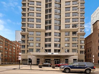 440 N Wabash Ave APT 2008, Chicago, IL, 60611