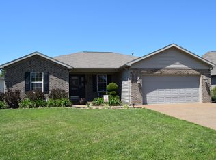3500 Trailstone Dr, Evansville, IN 47725