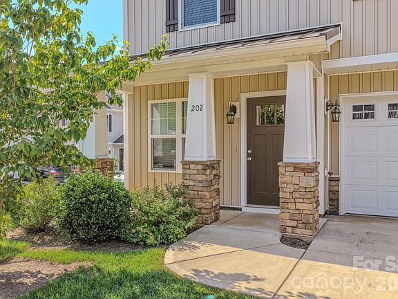 2nd image of 202 Stoney Point Way
