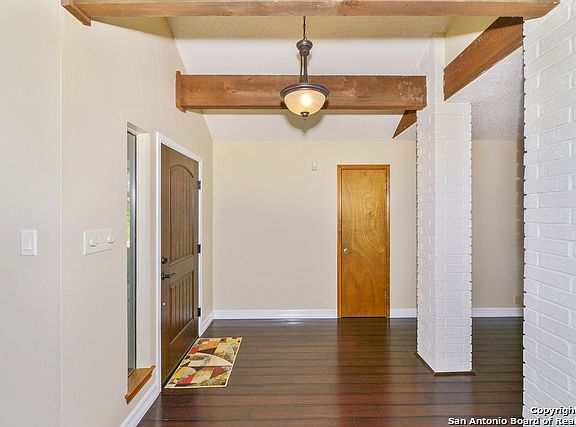 4th image of 16807 Summer Creek Dr