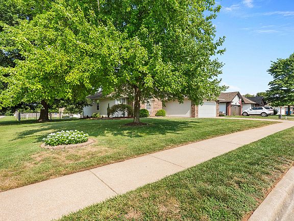 2nd image of 4901 N 13th Street