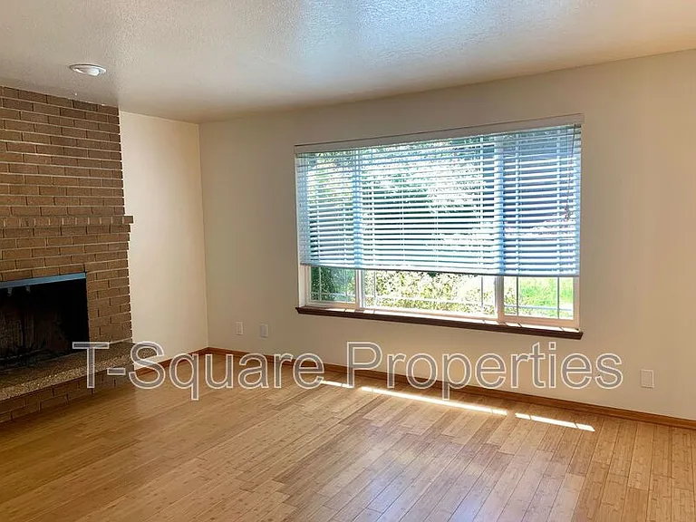 3626 Shelby Rd #2 — Photo 6