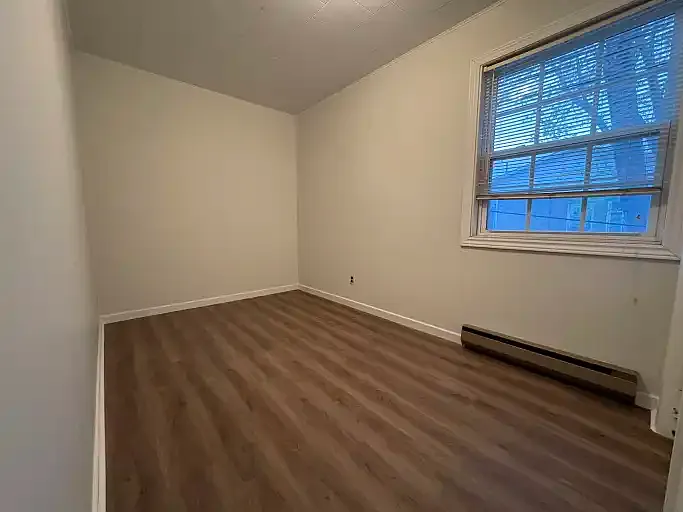 36 Thom St #6 — Photo 6