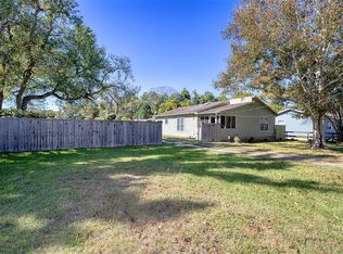 5220 Krueger Dr, Dickinson, TX 77539