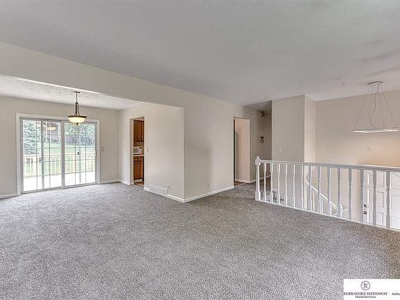 4th image of 11223 Corby St