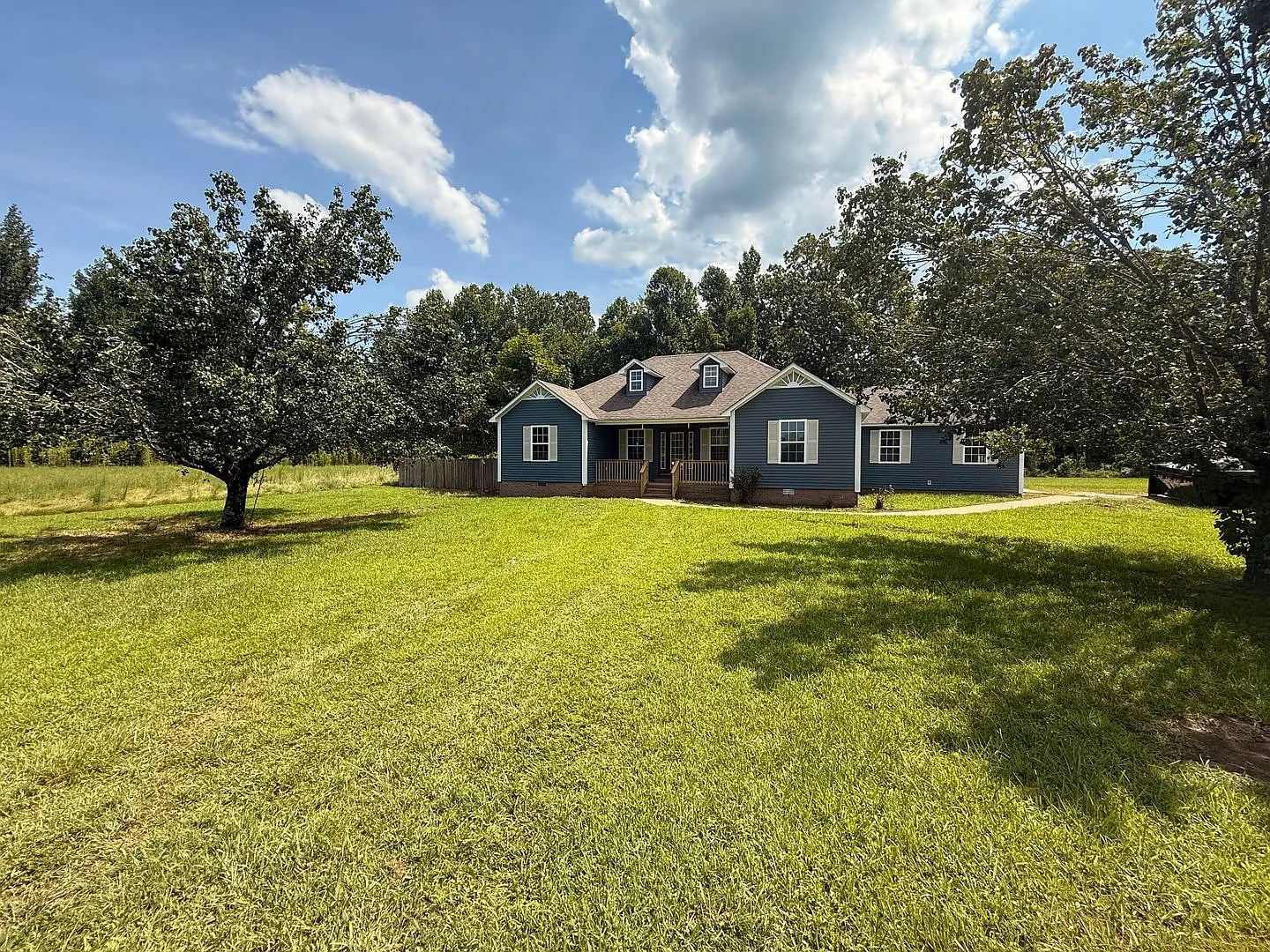 418 Charles Ward Way — Photo 2