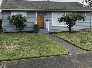 9242 32nd Ave SW, Seattle, WA 98126