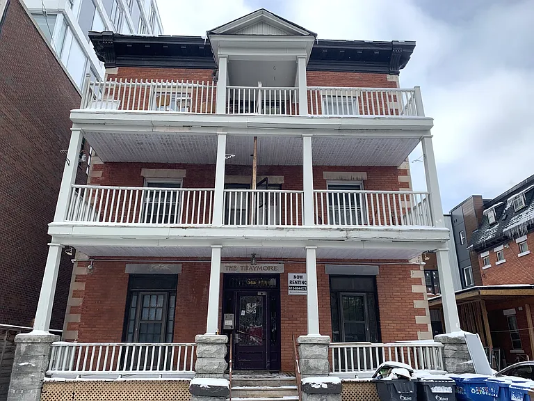 362 Friel St — Photo 34