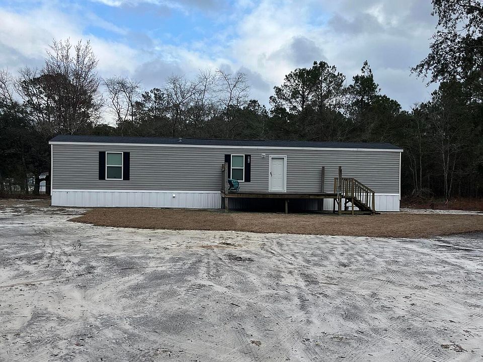 1st image of 675 Pelican Roost Drive SW