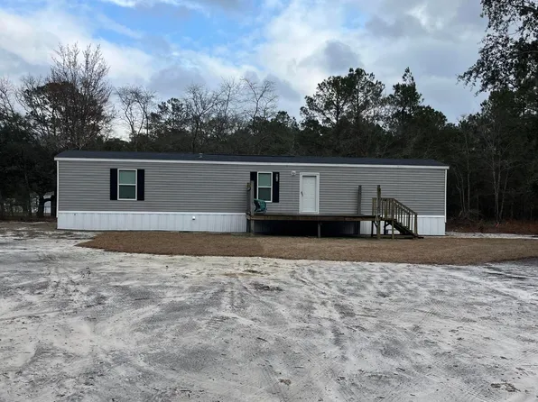 675 Pelican Roost Drive SW, Supply, NC 28462