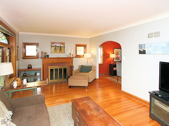 2nd image of 6406 Mardel Ave