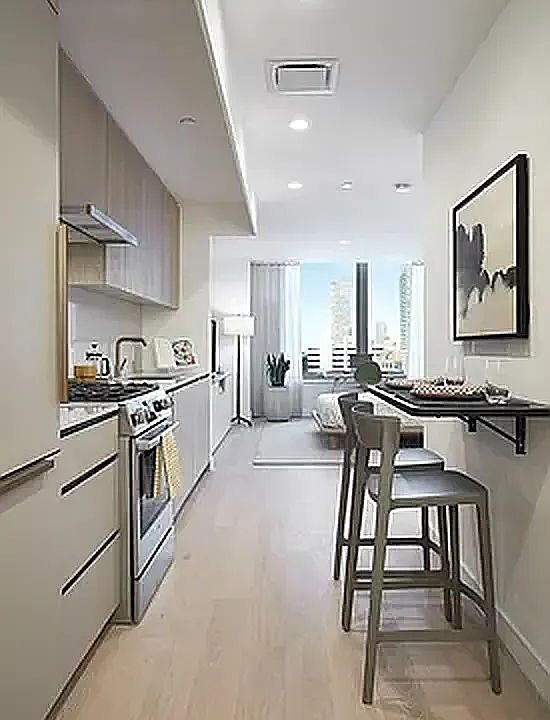 1st image of 3 Court Sq APT 503