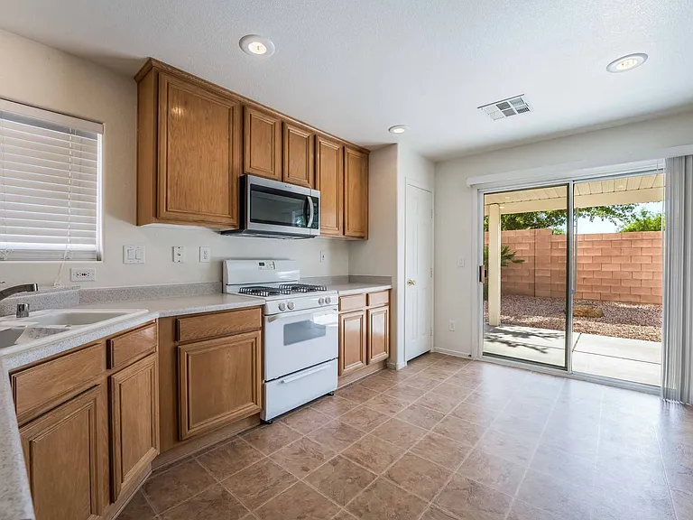 11683 Vacanze Ct — Photo 6