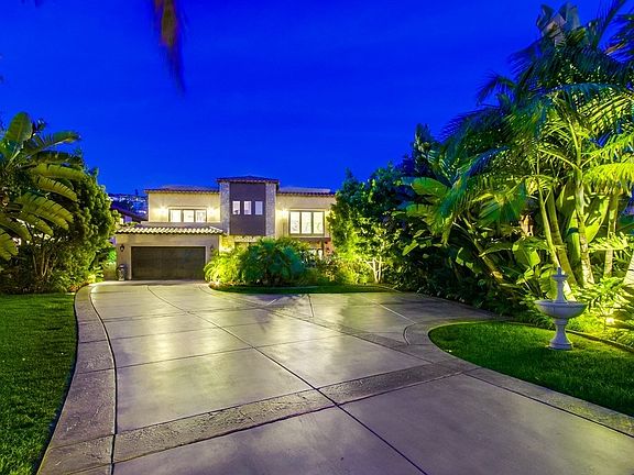 3rd image of 8327 La Jolla Shores Dr