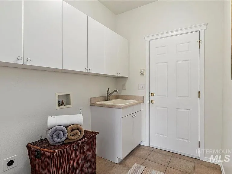 806 S Gray Eagle Way — Photo 20