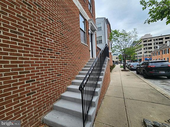 5th image of 127 Albemarle St Unit 36