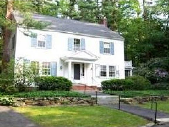 14 Edgewood Road