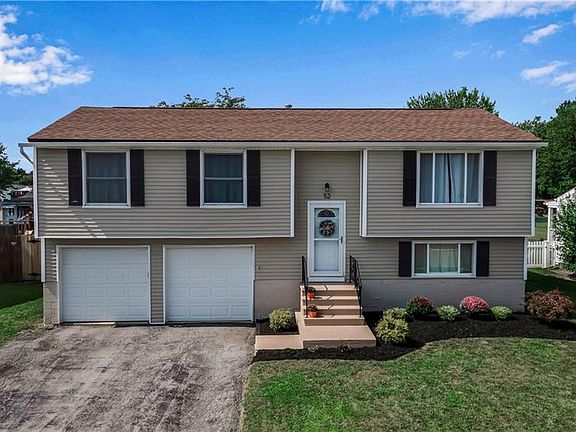 2nd image of 52 Glenmar Dr