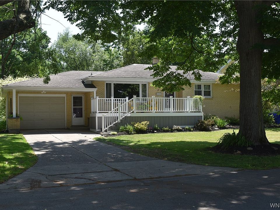 1st image of 17 W Willowdale Dr