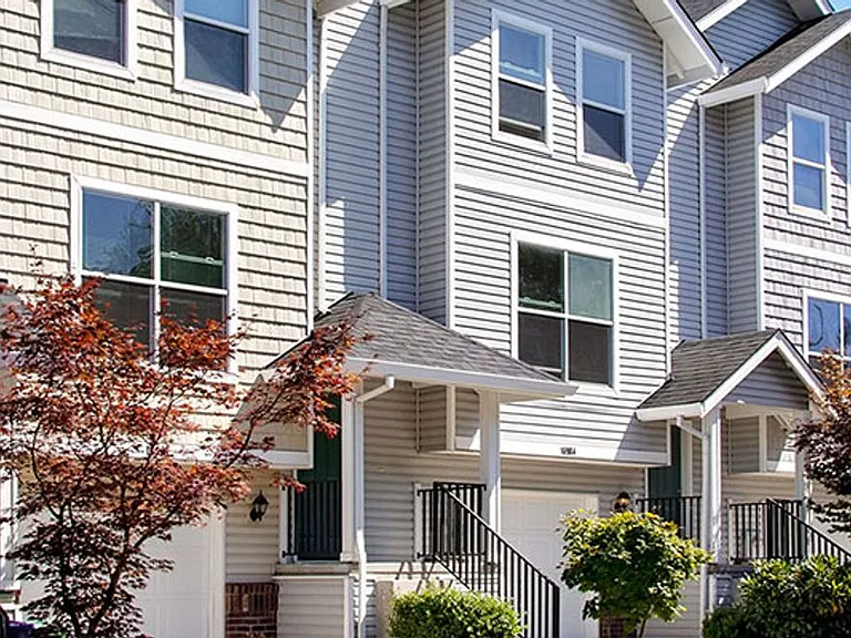 Halsey East Townhomes — Photo 183