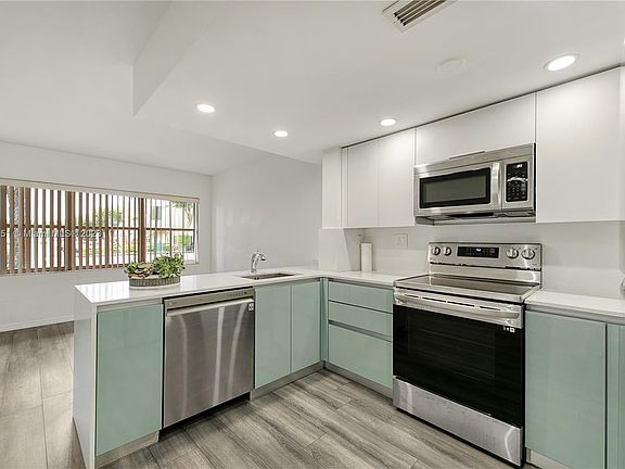 2nd image of 665 NW 85th Pl #10-106