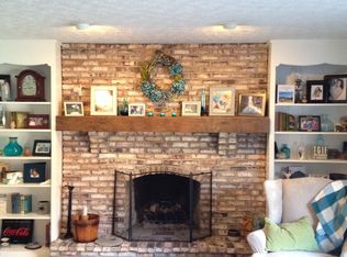 108 Hickory Cir, Cortland, OH