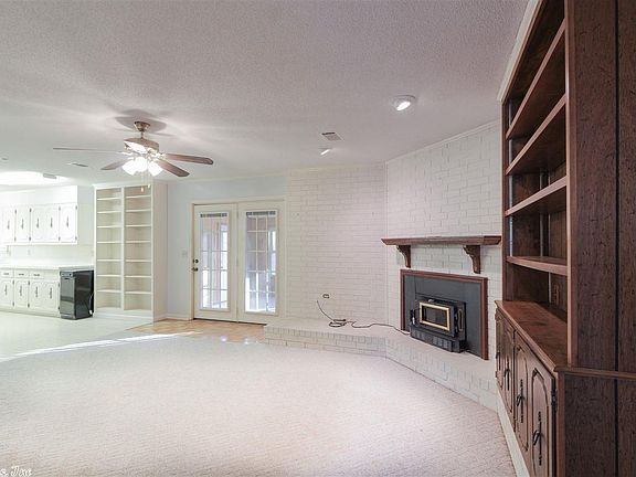 4th image of 22 Dalewood Dr