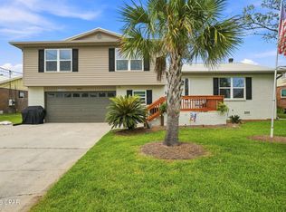 6040 Howard Rd, Panama City, FL 32404