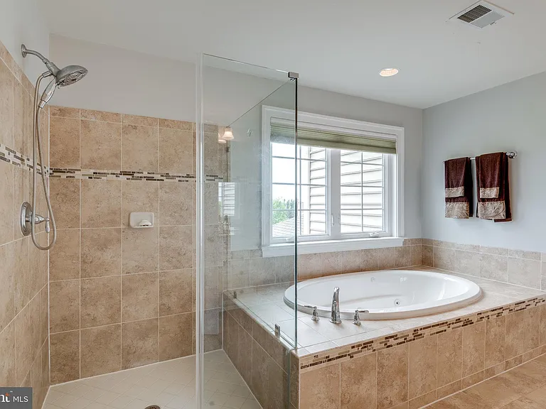 41398 Hagley Pl — Photo 31