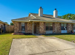 415 Erskine St #A, Ladson, SC 29456